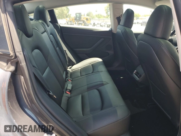 2023 Tesla Model 3 с VIN 5YJ3E1EAXPF586739, выставлен на аукционе Copart как лот 62958685 с пробегом 32 650 миль миль и Списание • Salvage title. История ставок и продаж доступна на DreamBid. Изображение 10.