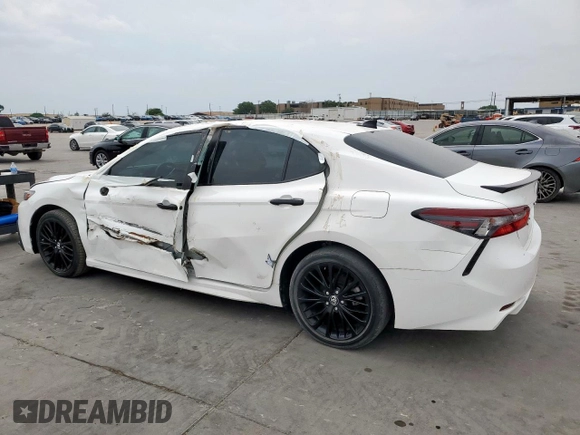 2022 Toyota Camry SE with VIN 4T1G11AK8NU033910, listed as a Copart auction lot 53079455 with 28,298 mi miles and Salvage Title. Bid and sale history available at carsss.com. Image 2.
