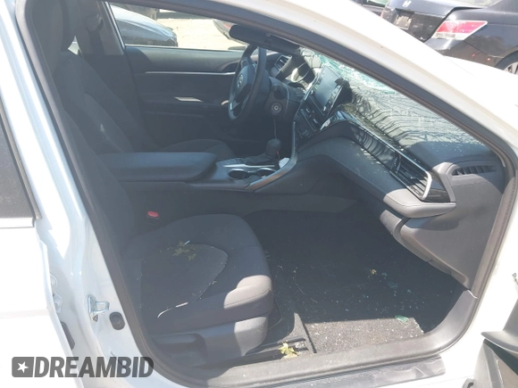 2023 Toyota Camry LE z VIN 4T1C11AK0PU145781, wystawiony jako IAAI lot #42404456 z przebiegiem 53 657 mil mil oraz . Historia ofert i sprzedaży dostępna na DreamBid. Obrazek 5.