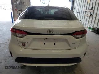 2022 Toyota Corolla LE with VIN 5YFEPMAE1NP390199, listed as a Copart auction lot 47470725 with 24,746 mi miles and Clean Title. Bid and sale history available at carsss.com. Image 6.