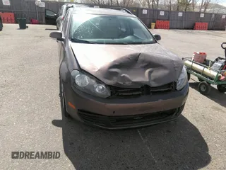 2011 Volkswagen Jetta SportWagen TDI with VIN 3VWPL7AJ4BM661050, listed as a IAAI auction lot 41859425 with 102,773 mi miles. Bid and sale history available at carsss.com. Image 6.