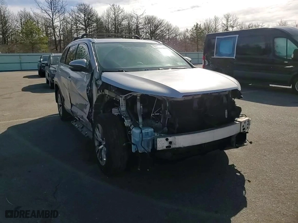 2015 Toyota Highlander XLE with VIN 5TDJKRFHXFS116117, listed as a Copart auction lot 49163095 with 212,590 mi miles and Salvage Title. Bid and sale history available at carsss.com. Image 11.