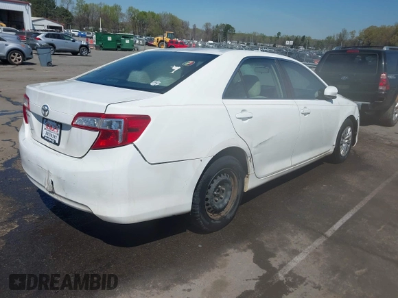2012 Toyota Camry L with VIN 4T1BF1FK7CU505371, listed as a IAAI auction lot 41905177 with 221,661 mi miles. Bid and sale history available at carsss.com. Image 4.