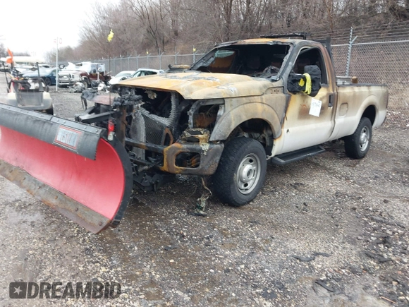 2012 Ford F-250 z VIN 1FTSF2B69CEB08368, wystawiony jako IAAI lot #41718142 z przebiegiem Nie podano mil oraz . Historia ofert i sprzedaży dostępna na DreamBid. Obrazek 2.