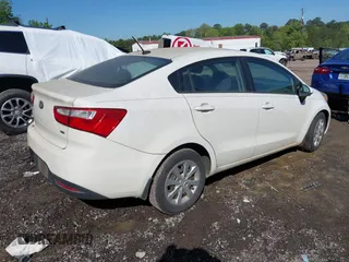 2013 Kia Rio LX with VIN KNADM4A32D6284804, listed as a IAAI auction lot 41935043 with 224,279 mi miles. Bid and sale history available at carsss.com. Image 4.