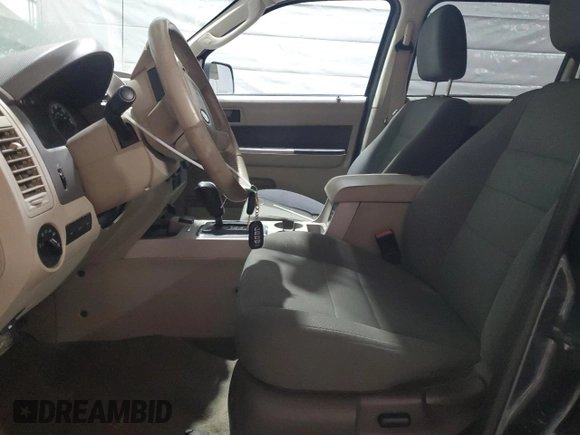 2009 Ford Escape Hybrid с VIN 1FMCU59369KC21031, выставлен на аукционе Copart как лот 48251285 с пробегом 164 868 миль миль и Списание • Salvage title. История ставок и продаж доступна на DreamBid. Изображение 7.