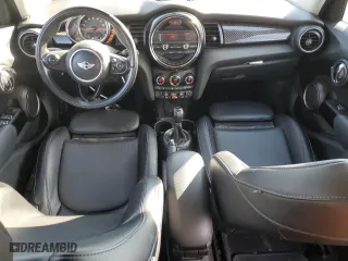 2015 MINI Cooper Hardtop 4 Door S with VIN WMWXU3C57FT892389, listed as a Copart auction lot 44304325 with 91,697 mi miles and Salvage Title. Bid and sale history available at carsss.com. Image 8.