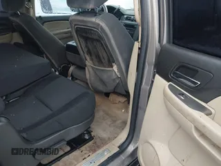 2007 Chevrolet Suburban LT with VIN 1GNFK16347J312488, listed as a IAAI auction lot 41569438 with 190,635 mi miles. Bid and sale history available at carsss.com. Image 8.
