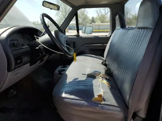 1996 Ford F-250 with VIN 2FTHF25H6TCA54802, listed as a Copart auction lot 52149905 with 71,928 mi miles and Salvage Title. Bid and sale history available at carsss.com. Image 7.