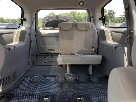 2010 Kia Sedona LX with VIN KNDMG4C39A6344077, listed as a Copart auction lot 64367004 with 201,150 mi miles and Salvage Title. Bid and sale history available at carsss.com. Image 10.