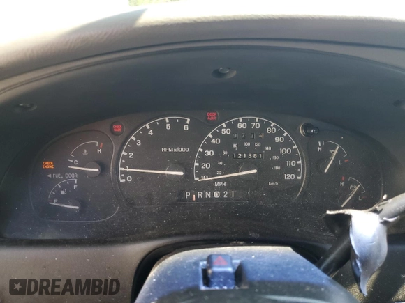 2001 Ford Ranger XL Fleet z VIN 1FTZR15E21TA37171, wystawiony jako Copart lot #58254895 z przebiegiem 121 381 mil mil oraz Czysty tytuł • Clean title. Historia ofert i sprzedaży dostępna na DreamBid. Obrazek 9.