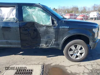 2016 Ford F-150 XLT with VIN 1FTEW1EG8GFD07598, listed as a IAAI auction lot 41704800 with 200,983 mi miles. Bid and sale history available at carsss.com. Image 6.