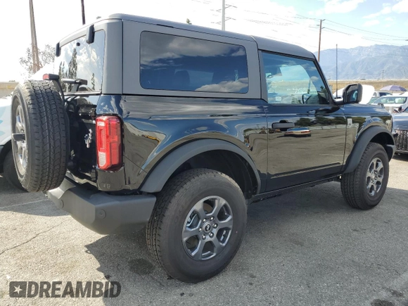 2024 Ford Bronco Big Bend с VIN 1FMDE7AH3RLB46917, выставлен на аукционе Copart как лот 52146385 с пробегом 792 миль миль и Списание • Salvage title. История ставок и продаж доступна на DreamBid. Изображение 3.