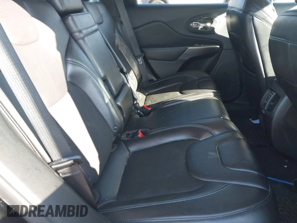 2019 Jeep Cherokee Latitude Plus with VIN 1C4PJMLB2KD261304, listed as a IAAI auction lot 41877500 with 76,442 mi miles and . Bid and sale history available at DreamBid. Image 8.