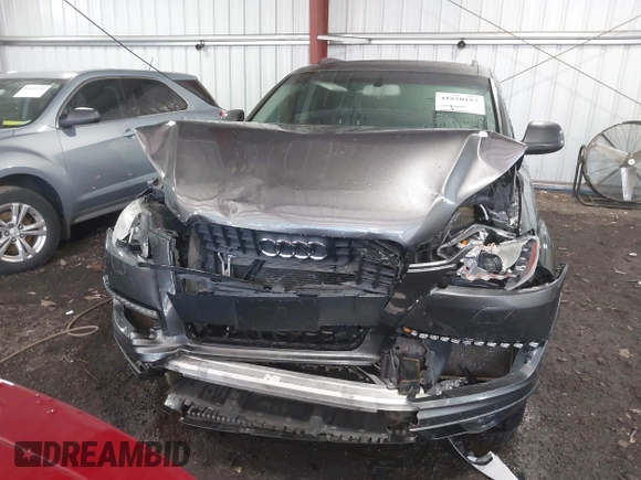 2015 Audi Q7 Premium Plus with VIN WA1LGAFE1FD028287, listed as a IAAI auction lot 41820192 with 104,540 mi miles and . Bid and sale history available at DreamBid. Image 6.