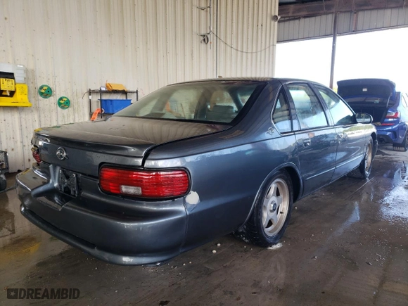1995 Chevrolet Caprice Classic with VIN 1G1BL52P4SR181893, listed as a Copart auction lot 48437084 with NaN miles and Salvage Title. Bid and sale history available at carsss.com. Image 3.