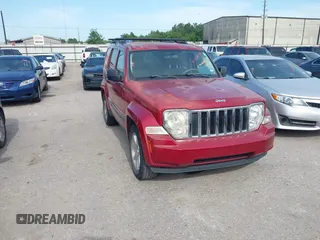 2010 Jeep Liberty Sport z VIN 1J4PP2GK4AW139814, wystawiony jako IAAI lot #42262712 z przebiegiem 138 871 mil mil oraz . Historia ofert i sprzedaży dostępna na DreamBid. Obrazek 1.