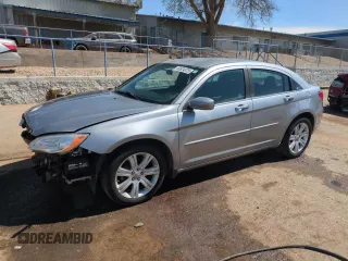 2013 Chrysler 200 Touring with VIN 1C3CCBBB8DN732212, listed as a Copart auction lot 50824375 with 58,978 mi miles and Salvage Title. Bid and sale history available at carsss.com. Image 1.