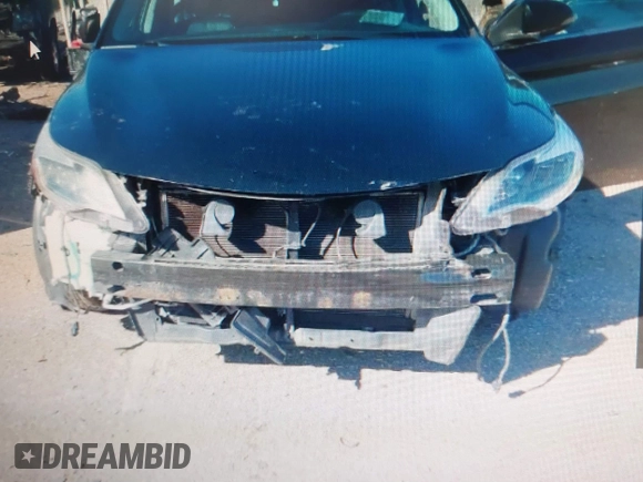 2014 Toyota Avalon Limited with VIN 4T1BK1EB4EU096164, listed as a IAAI auction lot 40904808 with 242,086 mi miles. Bid and sale history available at carsss.com. Image 11.