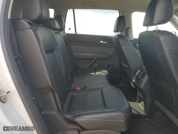 2022 Volkswagen Atlas 3.6L V6 SE w/Technology with VIN 1V2HR2CA5NC531417, listed as a Copart auction lot 51449465 with 5,825 mi miles and Salvage Title. Bid and sale history available at carsss.com. Image 11.
