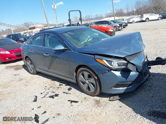 2016 Hyundai Sonata Hybrid Limited with VIN KMHE34L15GA018244, listed as a IAAI auction lot 41649264 with NaN miles. Bid and sale history available at carsss.com. Image 1.
