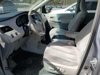 2013 Toyota Sienna LE with VIN 5TDJK3DC0DS065499, listed as a Copart auction lot 54142115 with 498,690 mi miles and Clean Title. Bid and sale history available at carsss.com. Image 7.