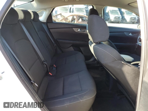 2019 Kia Forte LXS with VIN 3KPF24AD1KE103905, listed as a Copart auction lot 81182404 with 105,963 mi miles and Clean Title. Bid and sale history available at carsss.com. Image 10.