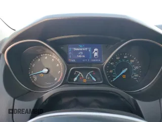 2013 Ford Focus SE with VIN 1FADP3K29DL142967, listed as a Copart auction lot 51574905 with 183,899 mi miles and Salvage Title. Bid and sale history available at DreamBid. Image 9.