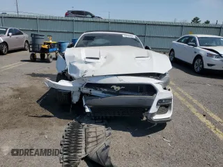 2020 Ford Mustang EcoBoost z VIN 1FATP8UH5L5137682, wystawiony jako Copart lot #53795485 z przebiegiem 89 739 mil mil oraz Szkoda całkowita • Salvage title. Historia ofert i sprzedaży dostępna na DreamBid. Obrazek 5.