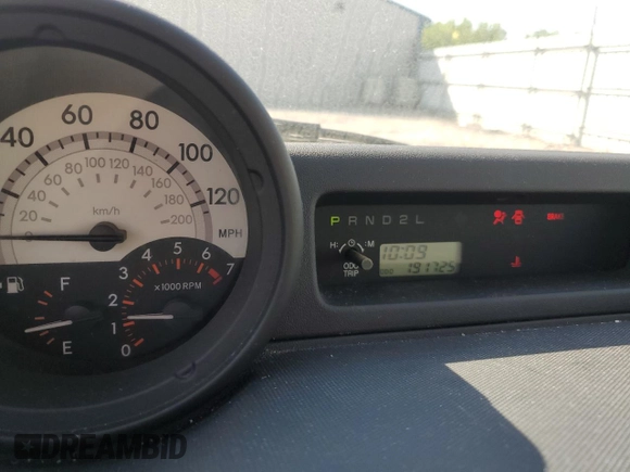 2005 Scion xB with VIN JTLKT324354008549, listed as a Copart auction lot 53237604 with 191,725 mi miles and Salvage Title. Bid and sale history available at carsss.com. Image 9.