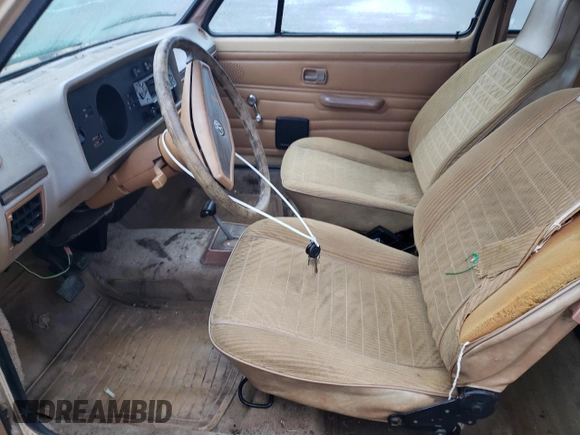 1979 Volkswagen Rabbit с VIN 1793801579, выставлен на аукционе Copart как лот 89217815 с пробегом 13 577 миль миль и Чистый • Clean title. История ставок и продаж доступна на DreamBid. Изображение 7.