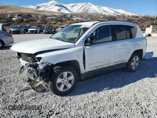 2016 Jeep Compass Sport with VIN 1C4NJCBA2GD705928, listed as a Copart auction lot 44584115 with 66,805 mi miles and Salvage Title. Bid and sale history available at carsss.com. Image 1.