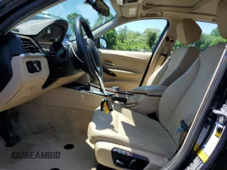 2015 BMW 3 Series 328i xDrive с VIN WBA3B5G53FNS20263, выставлен на аукционе Copart как лот 63217025 с пробегом 112 961 миль миль и Чистый • Clean title. История ставок и продаж доступна на DreamBid. Изображение 7.