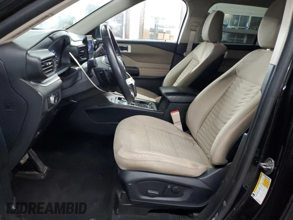 2020 Ford Explorer XLT with VIN 1FMSK8DH4LGB36656, listed as a Copart auction lot 52501035 with 86,527 mi miles and Clean Title. Bid and sale history available at carsss.com. Image 7.