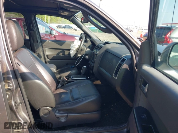 2012 Ford Escape Limited с VIN 1FMCU9E76CKB39369, выставлен на аукционе IAAI как лот 42220363 с пробегом 179 113 миль миль и . История ставок и продаж доступна на DreamBid. Изображение 5.