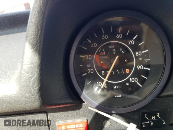 1975 Volkswagen Beetle with VIN 1552013711, listed as a Copart auction lot 80255914 with 69,112 mi miles and Salvage Title. Bid and sale history available at DreamBid. Image 9.
