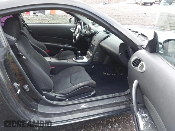 2008 Nissan 350Z with VIN JN1BZ34D78M706046, listed as a IAAI auction lot 41976435 with 80,321 mi miles. Bid and sale history available at carsss.com. Image 5.