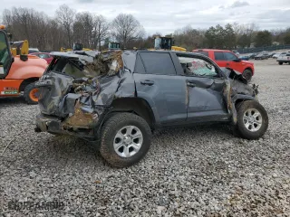 2019 Toyota 4Runner SR5 with VIN JTEBU5JR4K5656338, listed as a Copart auction lot 48671495 with 0 mi miles and Non Repairable. Bid and sale history available at carsss.com. Image 3.