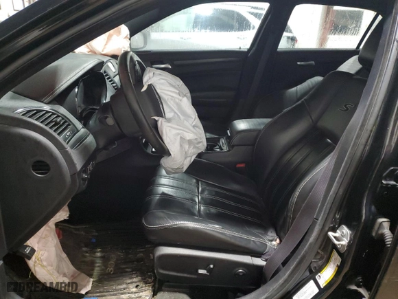 2016 Chrysler 300 with VIN 2C3CCAGG8GH209106, listed as a Copart auction lot 47794235 with 124,533 mi miles and Salvage Title. Bid and sale history available at carsss.com. Image 7.