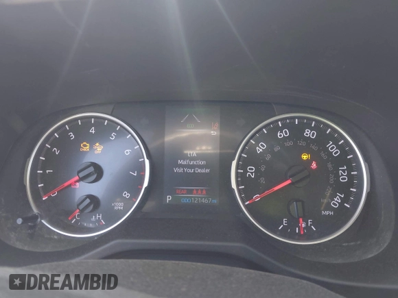 2020 Toyota RAV4 LE with VIN 2T3H1RFV6LW087846, listed as a IAAI auction lot 41957562 with 121,467 mi miles and . Bid and sale history available at DreamBid. Image 7.