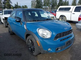 2011 MINI Countryman S z VIN WMWZC3C56BWL80093, wystawiony jako IAAI lot #41538755 z przebiegiem 108 551 mil mil oraz . Historia ofert i sprzedaży dostępna na DreamBid. Obrazek 1.