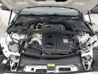 2024 Mercedes-Benz C 43 AMG z VIN W1KAF8HB8RR228611, wystawiony jako Copart lot #42020315 z przebiegiem 1 161 mil mil oraz Szkoda całkowita • Salvage title. Historia ofert i sprzedaży dostępna na DreamBid. Obrazek 12.