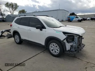 2020 Subaru Forester with VIN JF2SKADC1LH425005, listed as a Copart auction lot 49244375 with 32,177 mi miles and Salvage Title. Bid and sale history available at carsss.com. Image 4.