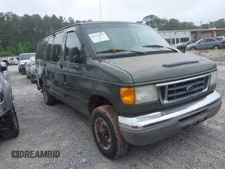 2004 Ford Econoline Passenger XL z VIN 1FBNE31L74HA85173, wystawiony jako IAAI lot #42129745 z przebiegiem 320 294 mil mil oraz . Historia ofert i sprzedaży dostępna na DreamBid. Obrazek 1.