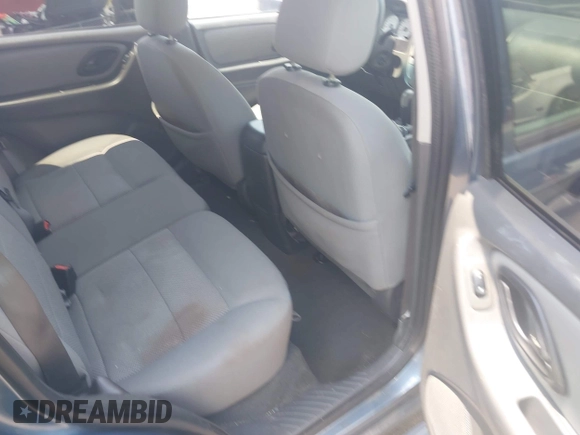 2006 Ford Escape XLT z VIN 1FMCU93156KB10612, wystawiony jako IAAI lot #42583417 z przebiegiem 133 615 mil mil oraz . Historia ofert i sprzedaży dostępna na DreamBid. Obrazek 8.