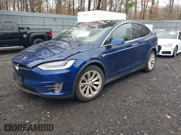 2016 Tesla Model X 70D with VIN 5YJXCBE20GF016173, listed as a IAAI auction lot 41809725 with 116,198 mi miles. Bid and sale history available at carsss.com. Image 19.