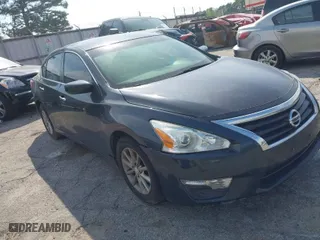 2013 Nissan Altima 2.5 SL with VIN 1N4AL3AP9DN460698, listed as a IAAI auction lot 41971815 with 238,006 mi miles. Bid and sale history available at carsss.com. Image 1.