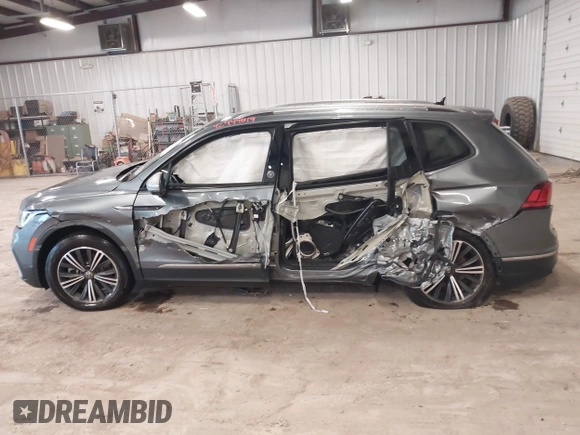 2024 Volkswagen Tiguan Wolfsburg Edition with VIN 3VVAB7AX3RM219372, listed as a IAAI auction lot 42449019 with 2,390 mi miles and . Bid and sale history available at DreamBid. Image 13.