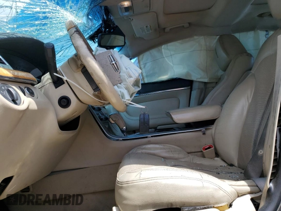 2009 Lincoln MKS z VIN 1LNHM93R89G601548, wystawiony jako Copart lot #54336075 z przebiegiem 318 143 mil mil oraz Szkoda całkowita • Salvage title. Historia ofert i sprzedaży dostępna na DreamBid. Obrazek 7.