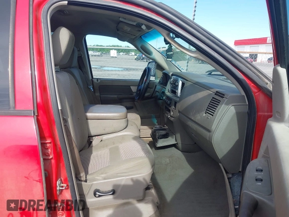 2007 Dodge 1500 SLT with VIN 1D7HU18P27S258135, listed as a IAAI auction lot 42034593 with 421,628 mi miles. Bid and sale history available at carsss.com. Image 5.